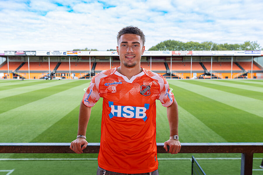 开云体育-官方：福伦丹租借沙勒罗瓦前锋德斯科特，合同附带买断条款