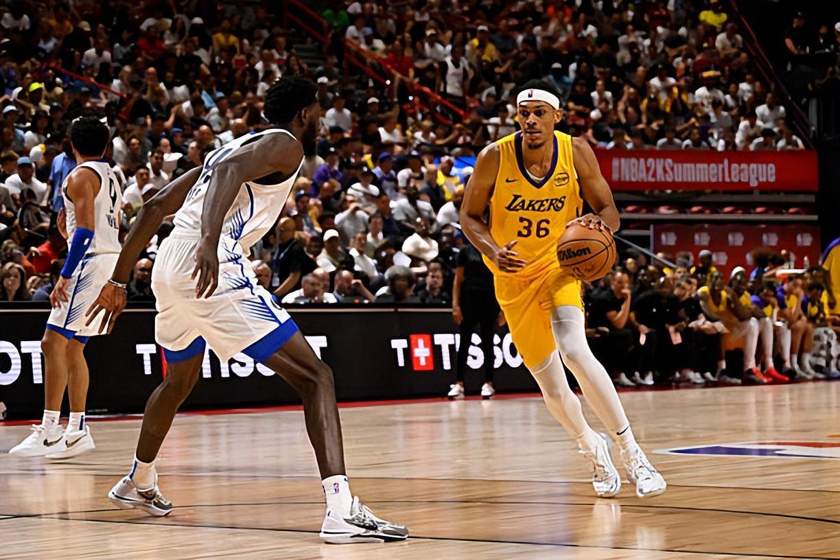 综合能力远强于其他人!湖人应该赶紧为前广东队外援开出合同?