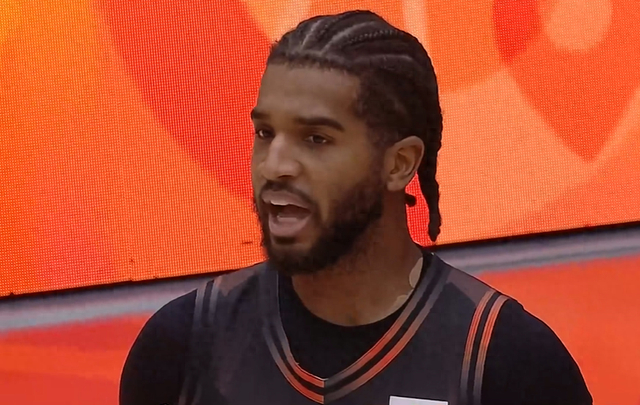 开云官网-高诗岩单节15分！山东男篮逆转黑马，克里斯低迷，两大功臣发威|鲍威尔|陈林坚|陶汉林|宁波|谢智杰_新浪体育_新浪新闻