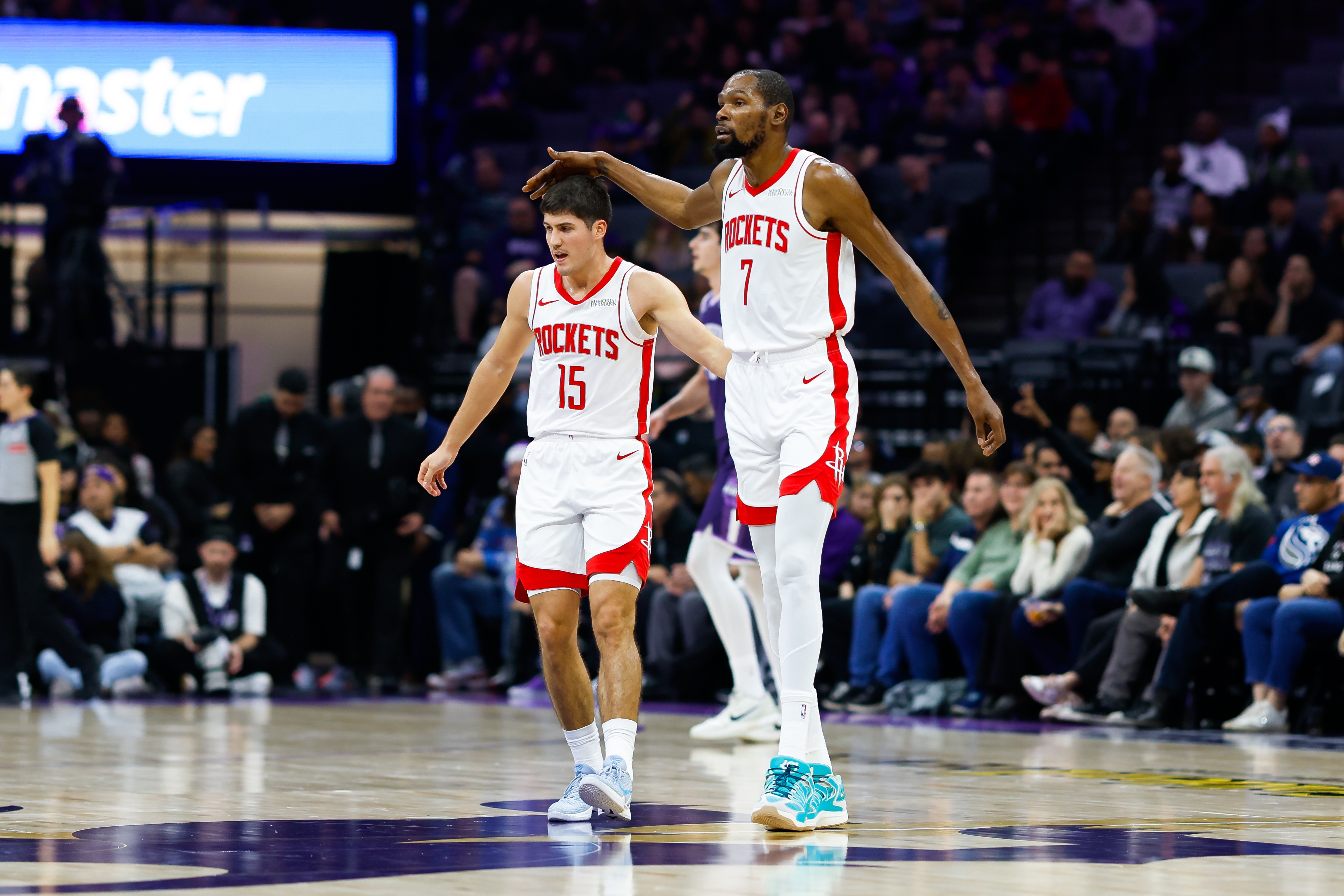 开云体育-助攻抢断创生涯新高！杜兰特：谢泼德为我们做到了一切！