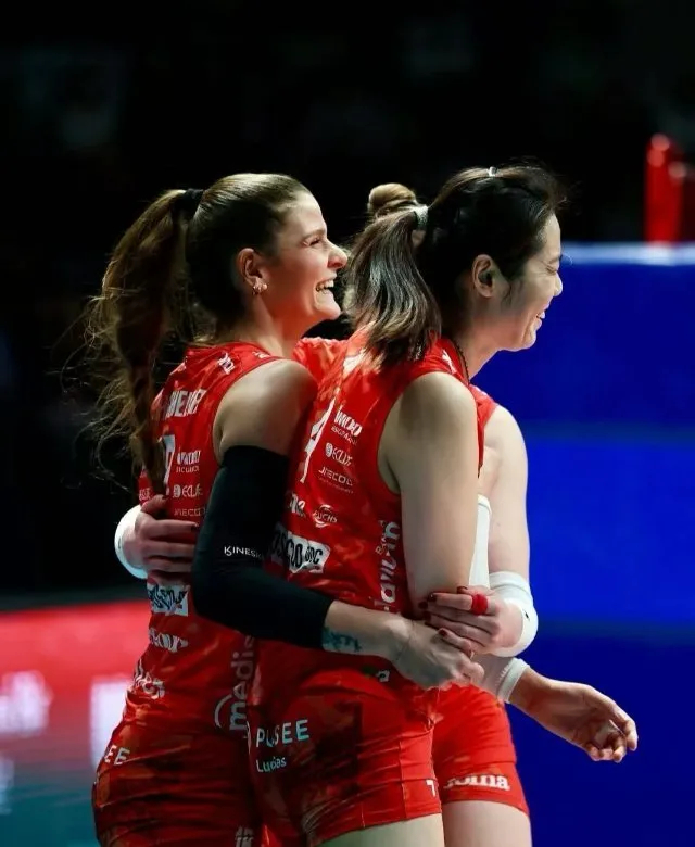 开云平台-女排主攻分南北？别让地域偏见，耽误了中国女排的未来|庄宇珊|惠若琪|吴梦洁|陈忠和|郎平_新浪体育_新浪新闻